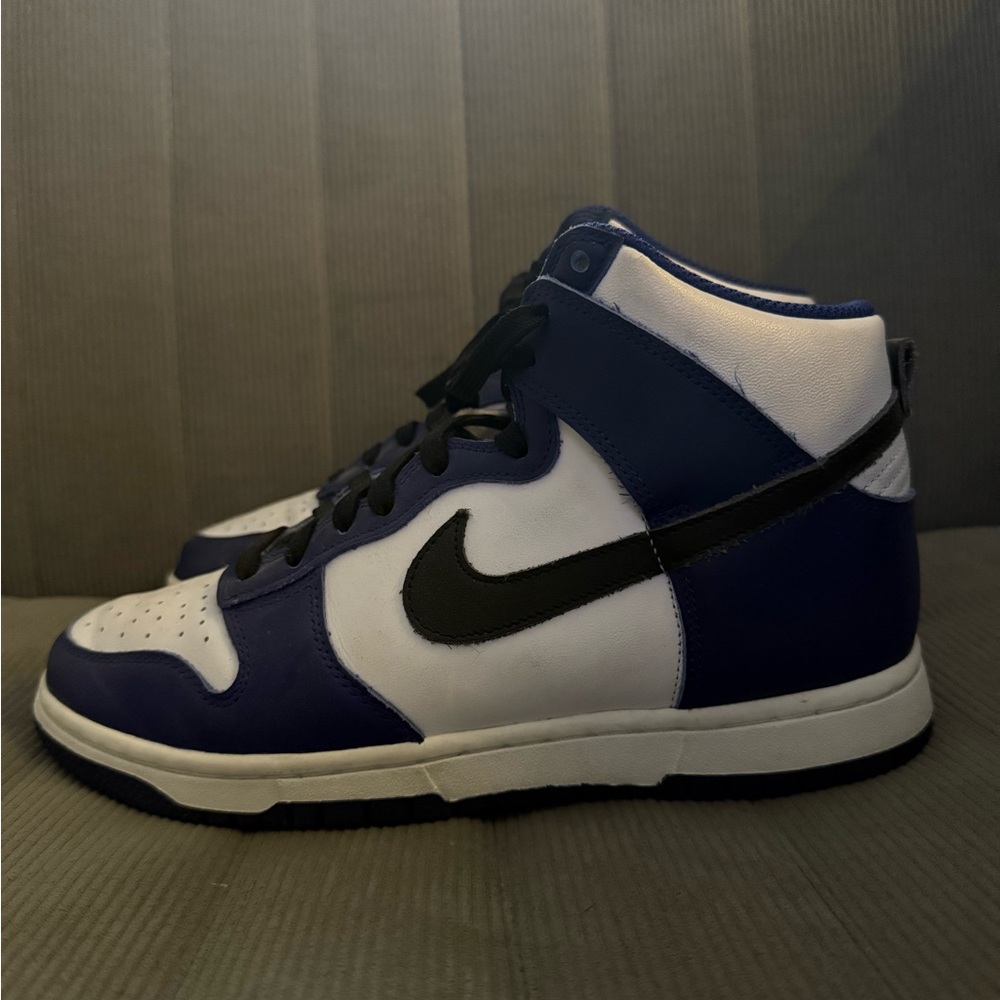 Nike Women’s High Top Dunks Midnight Blue and White Sneakers